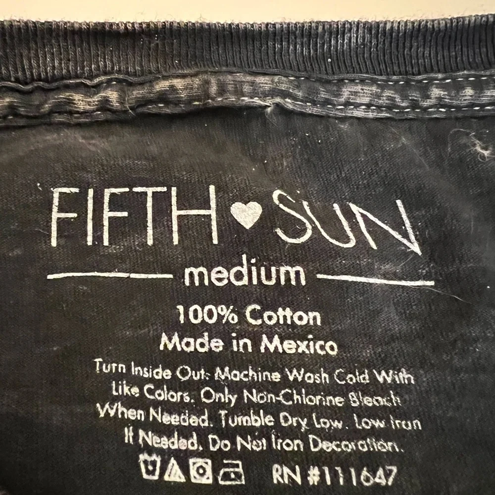 Fifth Sun Starry Night long sleeve T-shirt women’s Size M cutoff shirt - Picture 3 of 10